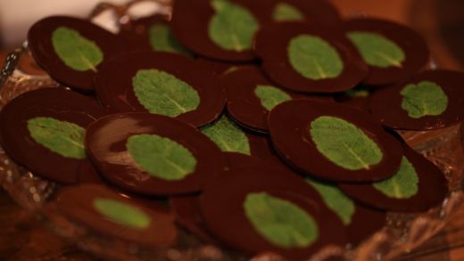 Naneli Çikolata Tarifi ve Malzemeleri